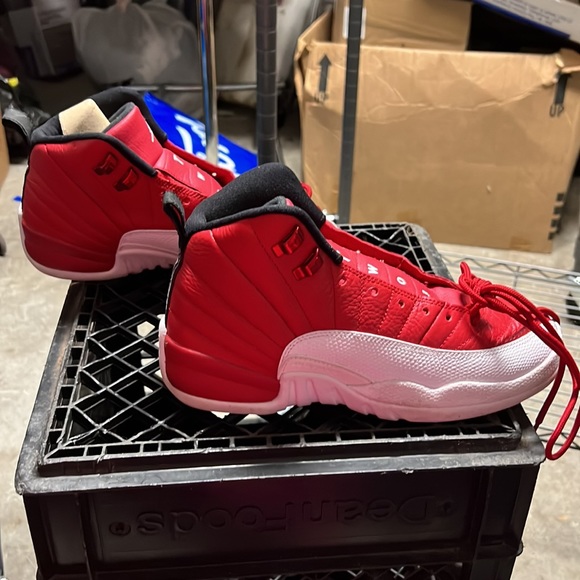 Jordan shoes - Picture 2 of 8